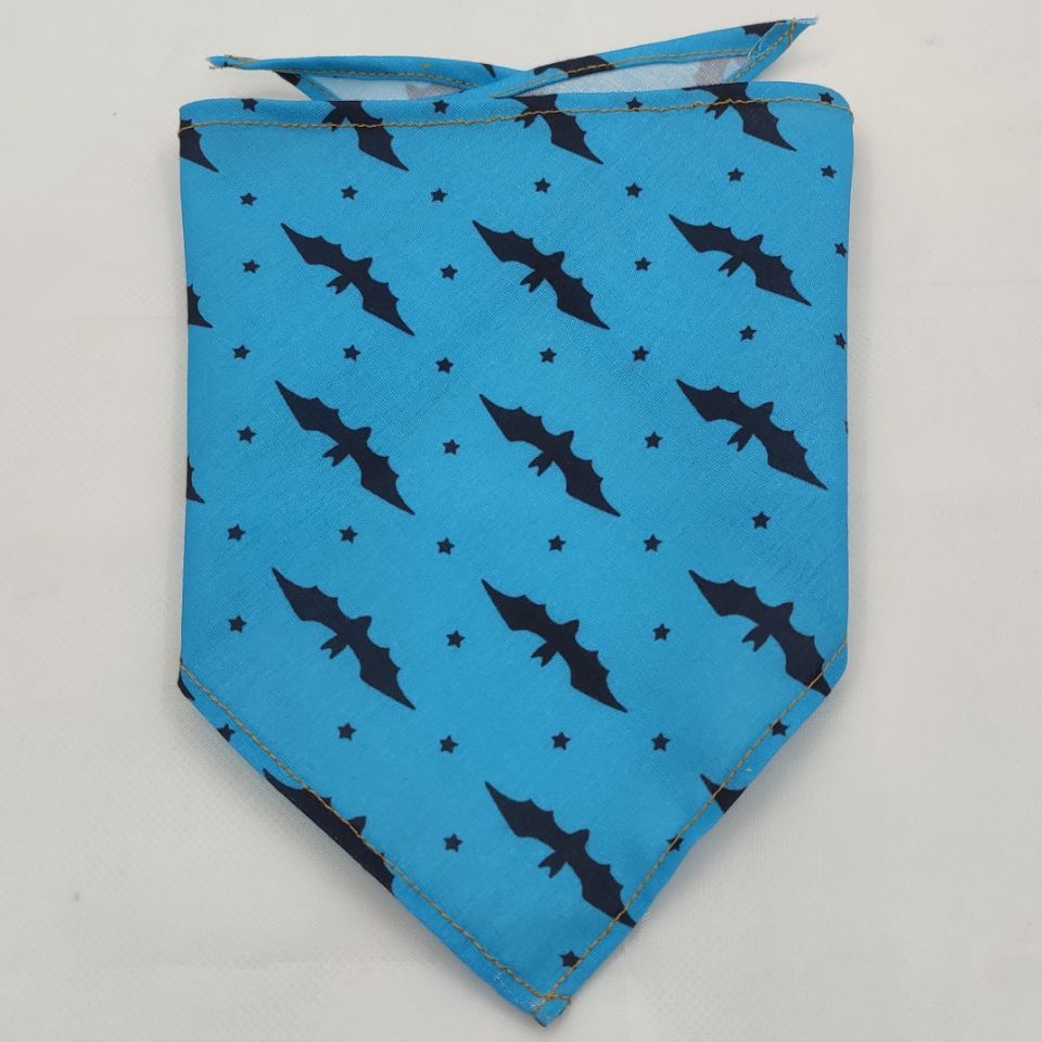 Pañuelo Triangular para Mascotas con Comodidad Diaria – Estilo y Protección para tu Mejor Amigo 🐾🧣 - EliteMascotas