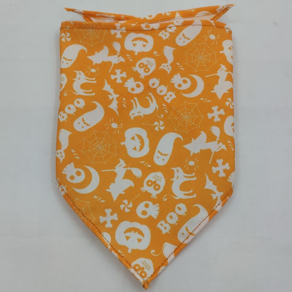Pañuelo Triangular para Mascotas con Comodidad Diaria – Estilo y Protección para tu Mejor Amigo 🐾🧣 - EliteMascotas