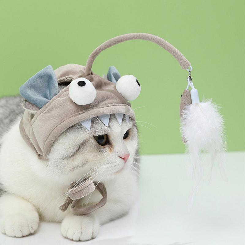 Sombrero Interactivo Ajustable con Pluma para Gatos – Diversión, estilo y ejercicio en un solo accesorio 🐾🎩🪶 - EliteMascotas